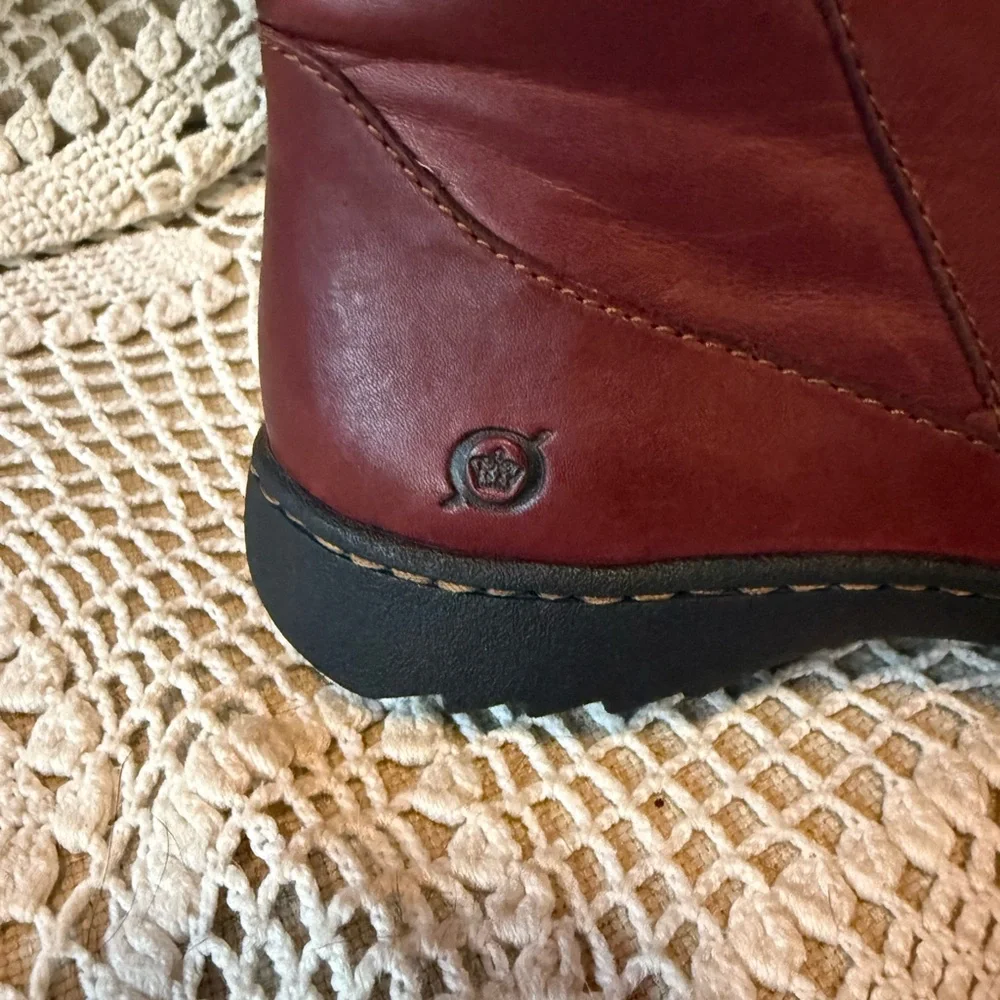 Born Red Fringed Leather Moccasins - Picture 3 of 10